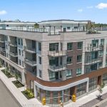 3-bedroom condo apartment for sale in Oakville — 401 - 123 Maurice Drive (Photo 3)
