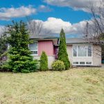 3-bedroom detached home for rent in Oakville — 402 Third Line (Photo 4)