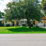 4-bedroom home for sale in Ancaster — 405 Valridge Drive (Photo 4)