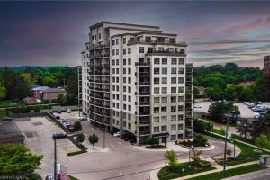 2-bedroom condo apartment for sale in Waterloo — 407 - 539 Belmont Avenue W