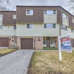 3-bedroom condo townhouse for sale in York — 40 - 24 Purple Sageway N/a (Photo 4)