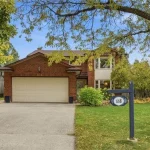 5-bedroom single family residence home for sale in Hamilton — 40 Bertram Drive (Photo 4)