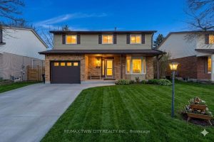 4-bedroom detached home for sale in Waterloo — 41 Delavan Drive