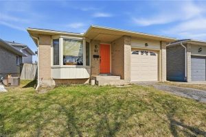 3-bedroom home for sale in Hamilton — 41 Kennard Street