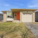 3-bedroom home for sale in Hamilton — 41 Kennard Street (Photo 2)