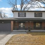 4-bedroom detached home for sale in York — 41 Wild Cherry Lane (Photo 2)