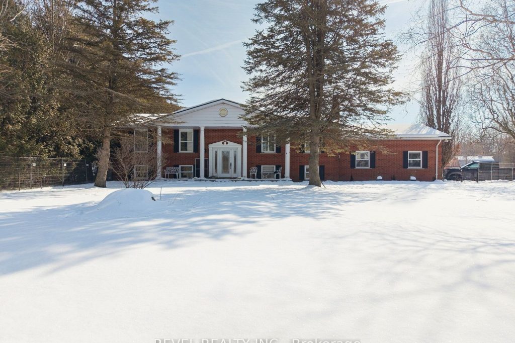 2-bedroom detached home for sale in Norfolk — 428 Charlotteville Road 1 N/a (Photo 1)