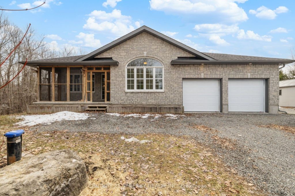 3-bedroom detached home for sale in Leeds And Grenville — 42 Empress Drive (Photo 1)