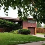 3-bedroom detached home for sale in Toronto — 42 Oakley Boulevard (Photo 5)