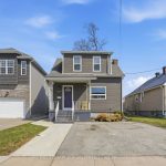3-bedroom duplex home for sale in Niagara — 436 Mcalpine Avenue N (Photo 1)