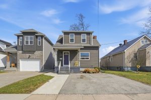 3-bedroom duplex home for sale in Niagara — 436 Mcalpine Avenue N