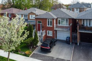 3-bedroom detached home for sale in Peel — 4386 Curia Crescent
