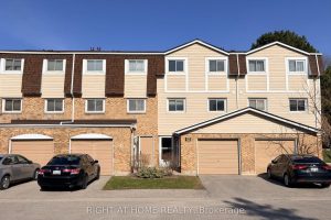 3-bedroom condo townhouse for sale in Hamilton — 43 - 11 Harrisford Street
