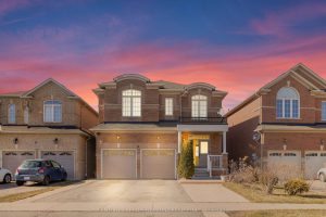 4-bedroom detached home for sale in Brampton — 43 Alice Springs Crescent