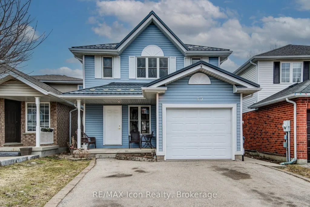 3-bedroom detached home for sale in Wellington — 43 Hagan Avenue (Photo 1)