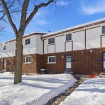 3-bedroom semi-detached home for sale in Niagara — 4433 Meadowvale Drive (Photo 4)