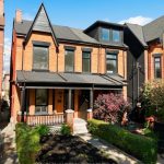 4-bedroom triplex home for sale in Toronto — 44 Jesmond Avenue N (Photo 3)