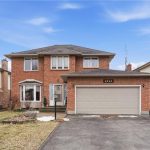 5-bedroom home for sale in Beamsville — 4545 Green Meadow Boulevard (Photo 1)