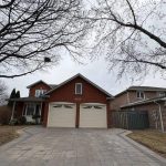 6-bedroom home for sale in Mississauga — 4551 Carpenter Court (Photo 1)