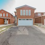 4-bedroom detached home for sale in Peel — 46 Canarvan Court (Photo 5)