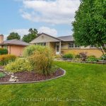 3-bedroom detached home for sale in Middlesex — 476 Blake Street (Photo 2)