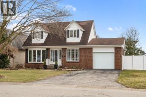 3-bedroom home for sale in Amherstburg — 477 Richmond Street
