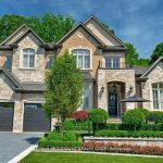 5-bedroom detached home for sale in Hamilton — 47 Legacy Lane (Photo 1)
