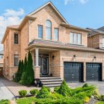 4-bedroom detached home for sale in Simcoe — 47 Lewis Avenue (Photo 2)