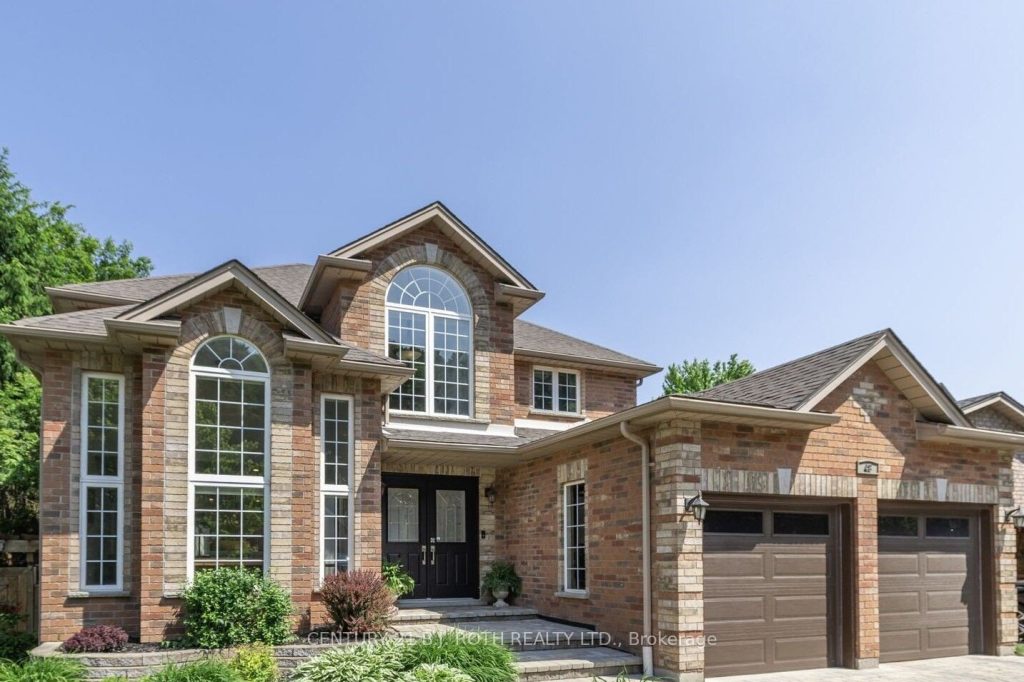 3-bedroom detached home for sale in Simcoe — 48 Crimson Ridge Road (Photo 1)