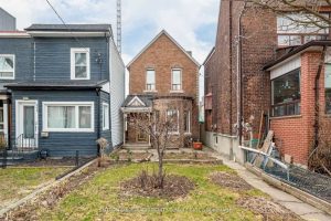 3-bedroom detached home for rent in Toronto — 491 Roxton Road