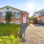 4-bedroom detached home for sale in Niagara — 4927 Morrison Street (Photo 3)