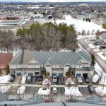 3-bedroom condo townhouse for sale in York — 4 Colleen Bay Way (Photo 3)