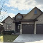 2-bedroom detached home for sale in Niagara — 4 Harvard Court (Photo 4)