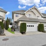 4-bedroom att/row/townhouse for sale in Muskoka — 4 Leeds Court (Photo 5)