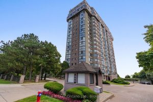 2-bedroom condo apartment for sale in Peel — 502 - 880 Dundas Street W