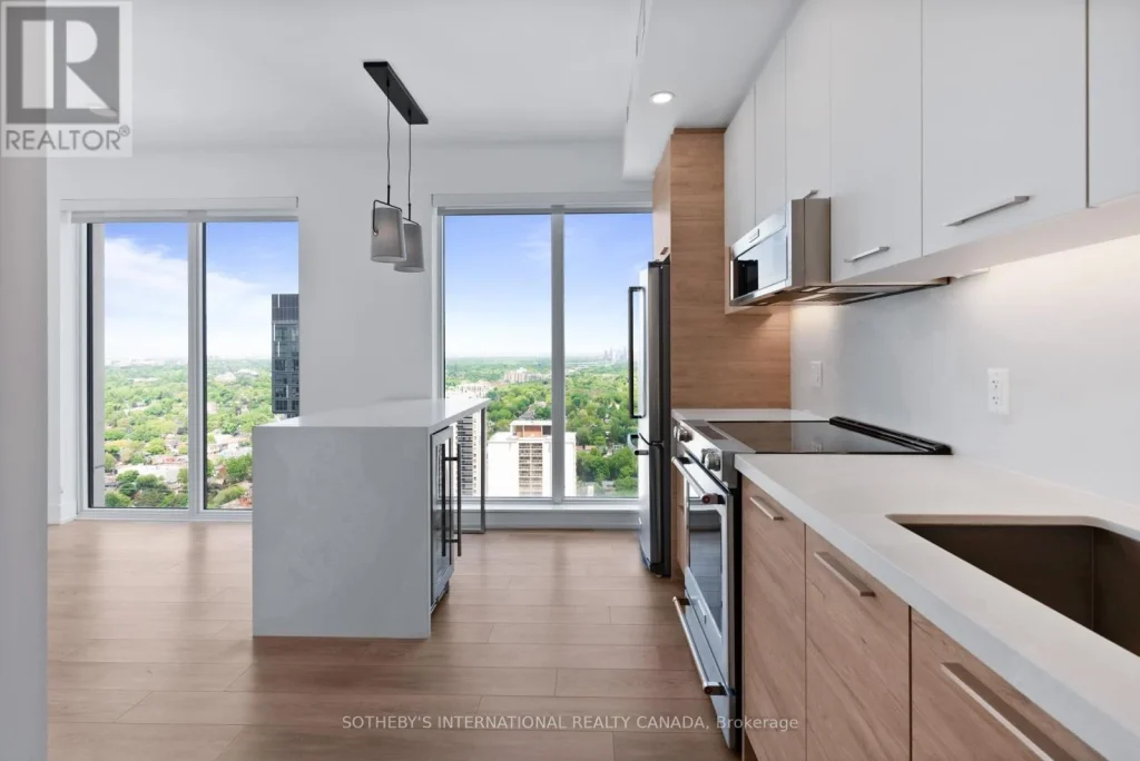 2-bedroom condo apartment for rent in Toronto — 509 - 200 Redpath Avenue (Photo 1)