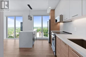 2-bedroom condo apartment for rent in Toronto — 509 - 200 Redpath Avenue