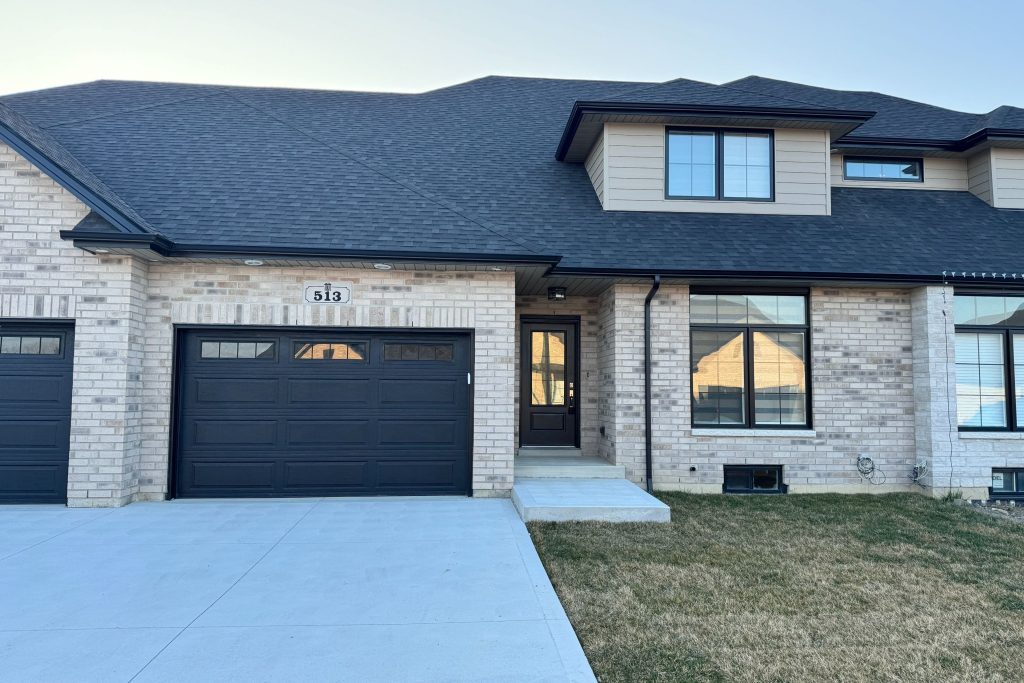 4-bedroom att/row/townhouse for rent in Haldimand — 513 Water Road E (Photo 1)