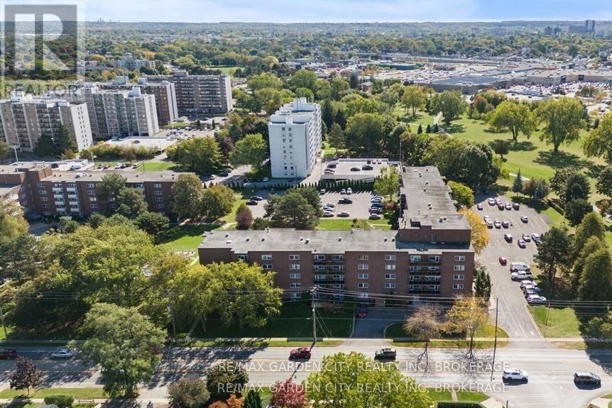 2-bedroom condo apartment for sale in Niagara — 517 - 196 Scott Street (Photo 1)