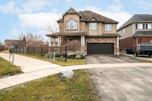 4-bedroom detached home for sale in New Tecumseth — 51 Burt Avenue