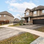 4-bedroom detached home for sale in New Tecumseth — 51 Burt Avenue (Photo 2)