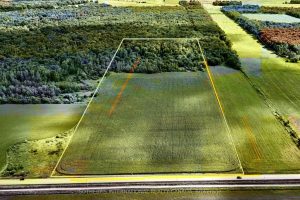 Studio land home for sale in Simcoe — 5231 13th Line