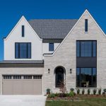 4-bedroom detached home for sale in Middlesex — 526 Creekview Chase (Photo 1)
