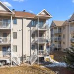2-bedroom condo townhouse for sale in Brantford — 528 Reardon Private (Photo 2)
