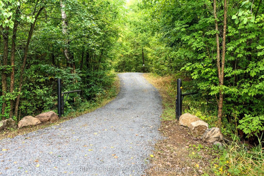 Studio vacant land home for sale in Frontenac — 534 Oak Bluffs Road (Photo 1)