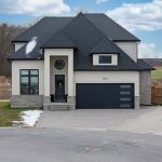 4-bedroom detached home for sale in Niagara — 5418 Morning Glory Court (Photo 4)