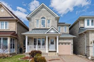 3-bedroom detached home for sale in York — 54 Joseph Glover Avenue