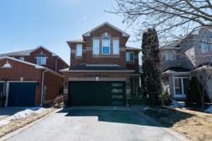 4-bedroom detached home for sale in York — 550 Bert Budd Avenue
