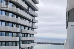 2-bedroom home for rent in Toronto — 5604 - 100 Harbour Street