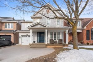 3-bedroom detached home for sale in Halton — 5609 Thorn Lane